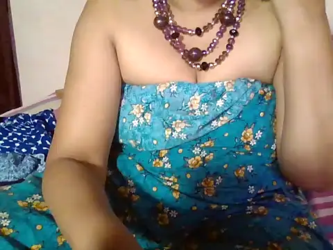 Snapshot of tharu_sweet chatting on 02.19.25 tharu sweet online show from 02.19.25