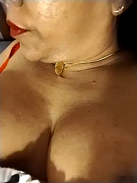 Snapshot of tharu_sweet chatting on 10.03.25 tharu sweet online show from 10.03.25