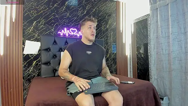 keane lee online show from 11.28.25