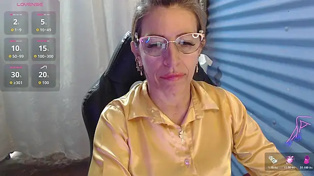 Snapshot of Chayla_Ruiz chatting on 06.03.26 Chayla Ruiz online show from 06.03.26