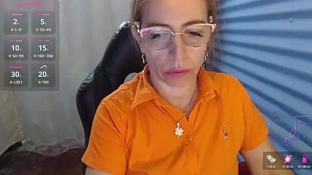 Snapshot of Chayla_Ruiz chatting on 06.15.26 Chayla Ruiz online show from 06.15.26