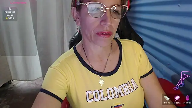 Snapshot of Chayla_Ruiz chatting on 06.17.26 Chayla Ruiz online show from 06.17.26