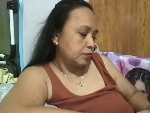 Lhadycarolyn online show from 02.20.25