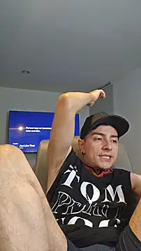 Snapshot of Jhoan_saenz chatting on 10.30.25 Jhoan saenz online show from 10.30.25