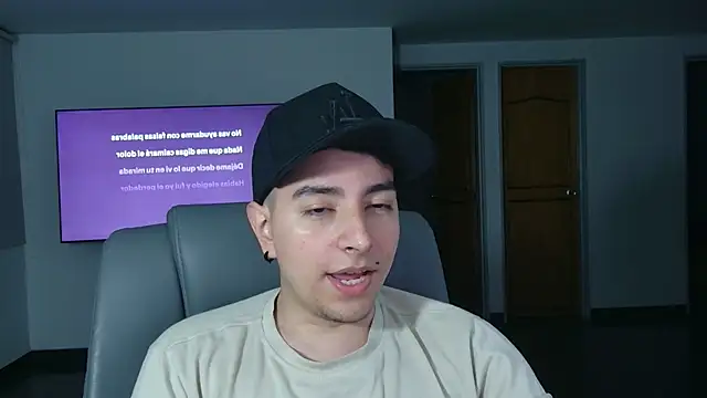 Snapshot of Jhoan_saenz chatting on 11.02.25 Jhoan saenz online show from 11.02.25