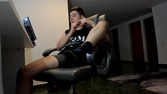 Snapshot of Jhoan_saenz chatting on 04.03.26 Jhoan saenz online show from 04.03.26