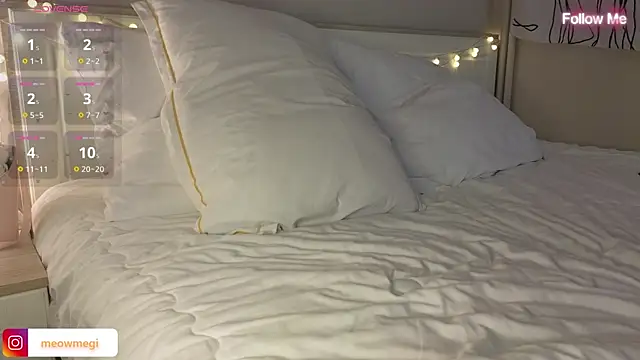 Snapshot of LisaSweetie chatting on 02.17.25 LisaSweetie online show from 02.17.25