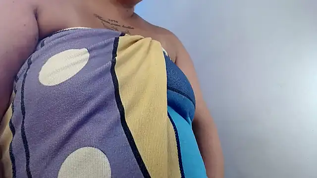 NAILAH SANZ online show from 10.04.25