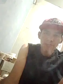 Snapshot of MarsWood chatting on 11.02.25 MarsWood online show from 11.02.25