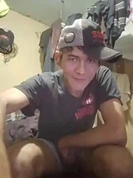 Snapshot of MarsWood chatting on 11.30.25 MarsWood online show from 11.30.25