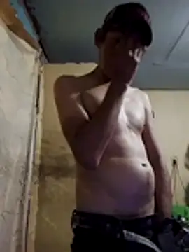 Snapshot of MarsWood chatting on 12.01.25 MarsWood online show from 12.01.25