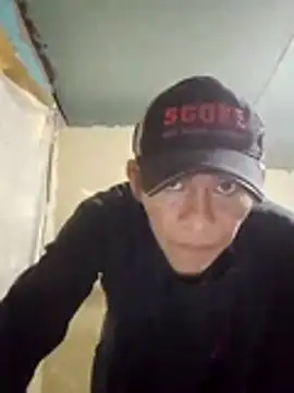 Snapshot of MarsWood chatting on 12.01.25 MarsWood online show from 12.01.25