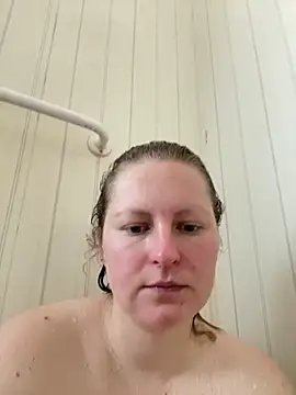 Snapshot of Girlnina-1995 chatting on 01.02.25 Girlnina-1995 online show from 01.02.25