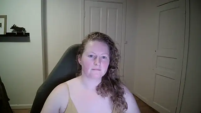 Snapshot of Girlnina-1995 chatting on 01.02.25 Girlnina-1995 online show from 01.02.25