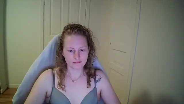 Girlnina-1995 online show from 03.24.26