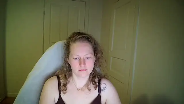 Girlnina-1995 online show from 04.20.26