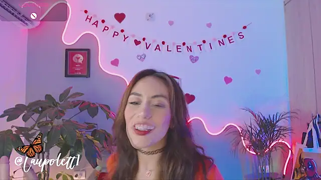 LauPolett online show from 02.15.25