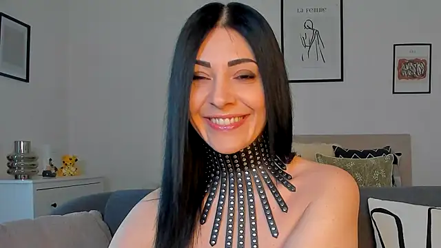 Snapshot of AryaSummersReal chatting on 03.04.25 AryaSummersReal online show from 03.04.25