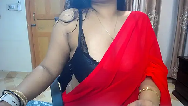 Snapshot of lady_maeda_ chatting on 02.05.25 lady maeda online show from 02.05.25