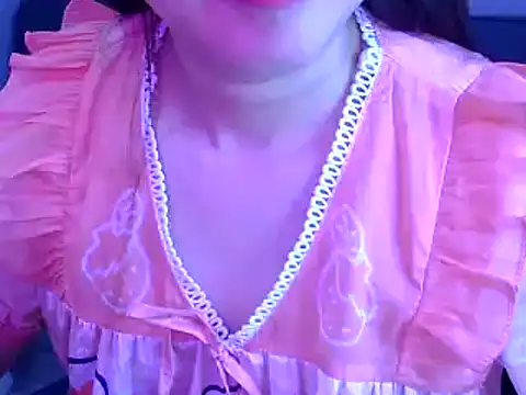 Bee 2k online show from 06.25.26