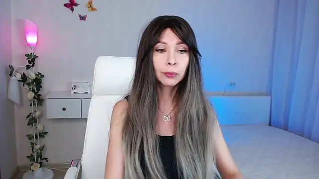 wendifoste online show from 12.19.24