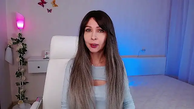 wendifoste online show from 02.17.25