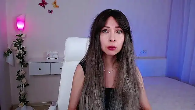 wendifoste online show from 03.11.25