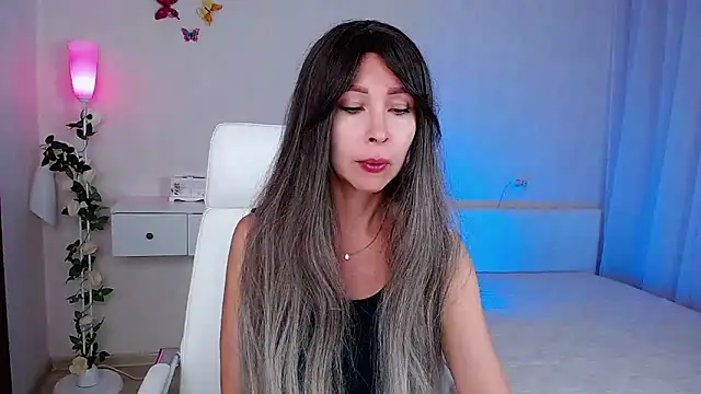 wendifoste online show from 09.24.25