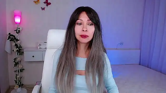 wendifoste online show from 09.29.25