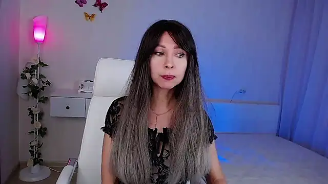 wendifoste online show from 12.15.25