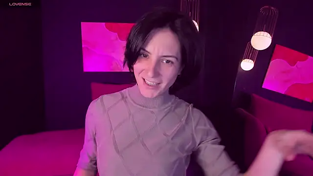 Snapshot of LorenDaze chatting on 12.06.24 LorenDaze online show from 12.06.24