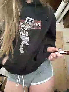 Snapshot of eatmeplease44 chatting on 02.01.25 eatmeplease44 online show from 02.01.25