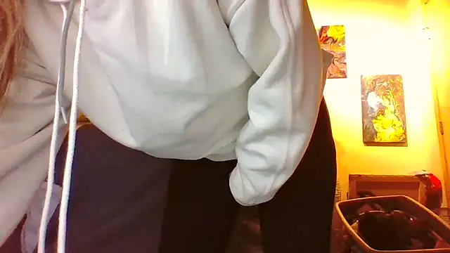 Snapshot of eatmeplease44 chatting on 11.04.25 eatmeplease44 online show from 11.04.25