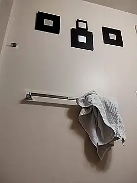 eatmeplease44 online show from 12.18.25