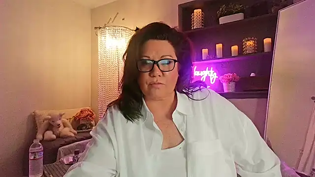 Snapshot of suckmybig_titties chatting on 02.01.25 suckmybig titties online show from 02.01.25