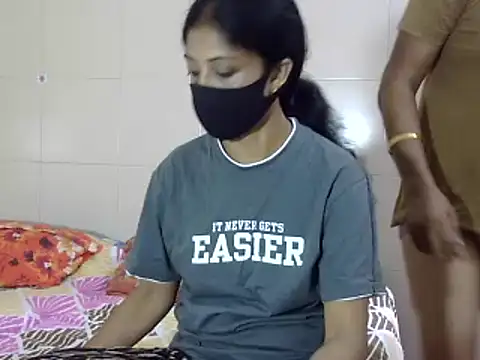 Indian Horny Wife online show from 10.04.25