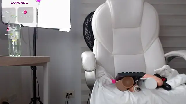 kimara lion online show from 03.12.25