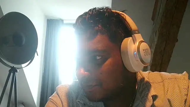 Snapshot of Bandusrilankasexymen chatting on 02.05.25 Bandusrilankasexymen online show from 02.05.25