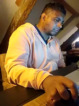 Snapshot of Bandusrilankasexymen chatting on 09.29.25 Bandusrilankasexymen online show from 09.29.25