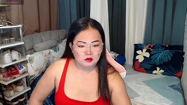 Snapshot of MagnificatMistress chatting on 12.05.24 MagnificatMistress online show from 12.05.24