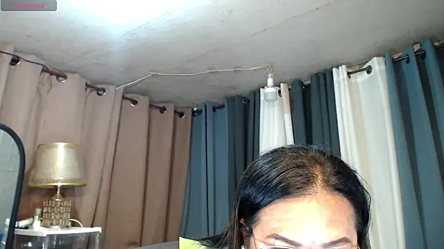 Snapshot of MagnificatMistress chatting on 12.15.24 MagnificatMistress online show from 12.15.24