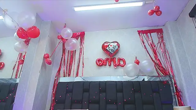  carolina fox online show from 02.19.25