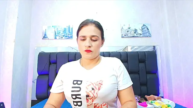  carolina fox online show from 03.06.25