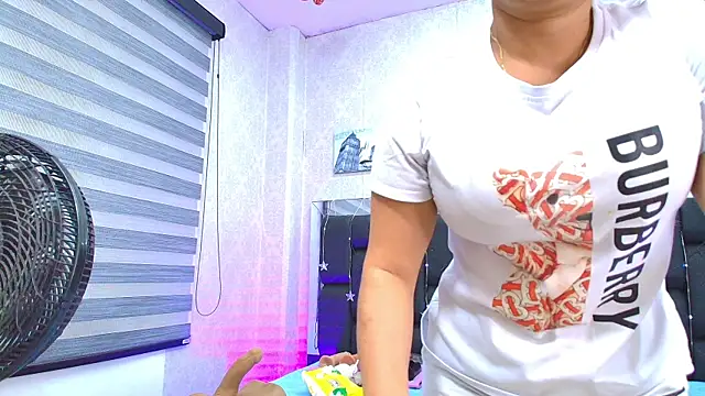  carolina fox online show from 03.21.25