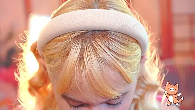 Snapshot of Pinkie_Princes chatting on 11.27.25 Pinkie Princes online show from 11.27.25