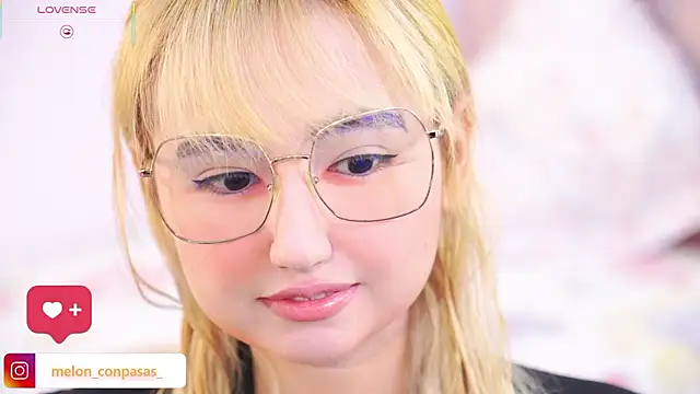 Snapshot of Pinkie_Princes chatting on 02.01.26 Pinkie Princes online show from 02.01.26