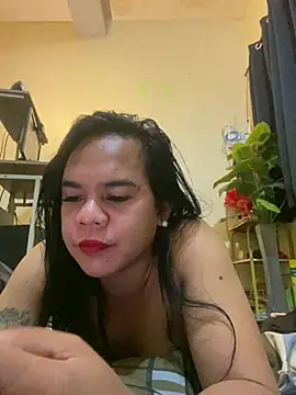 Snapshot of sweetyula chatting on 06.21.26 sweetyula online show from 06.21.26