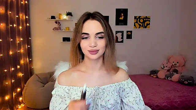 Snapshot of aPieceOfJoy chatting on 12.11.24 aPieceOfJoy online show from 12.11.24