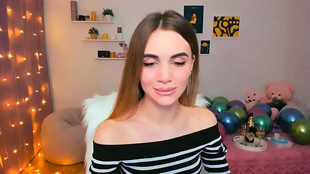 Snapshot of aPieceOfJoy chatting on 02.09.25 aPieceOfJoy online show from 02.09.25