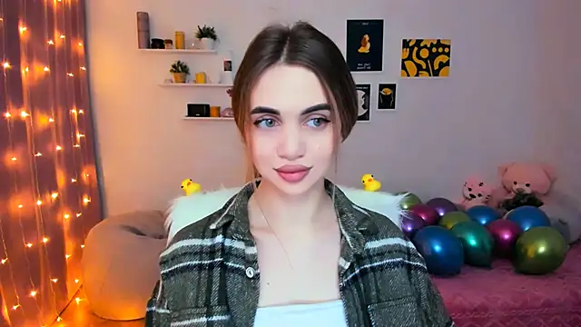 Snapshot of aPieceOfJoy chatting on 02.14.25 aPieceOfJoy online show from 02.14.25